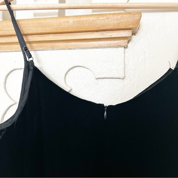 Rag & Bone Jamie Black Velvet V-Neckline Straight-Leg Tie Waist Jumpsuit Size 4 - Picture 9 of 12